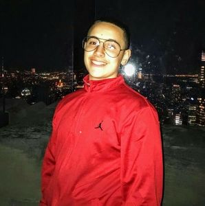 Meet your Posher, Hussein